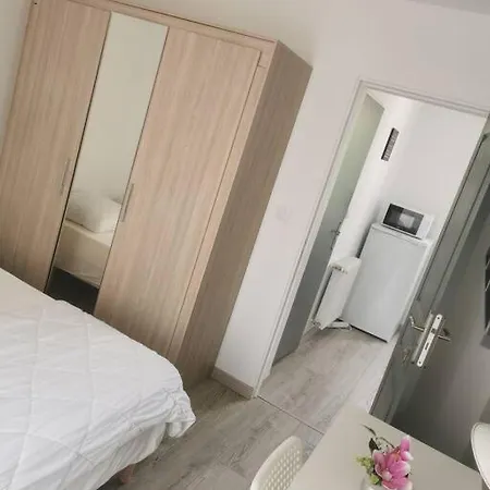 Agreable Maison De Holiday home Le Havre