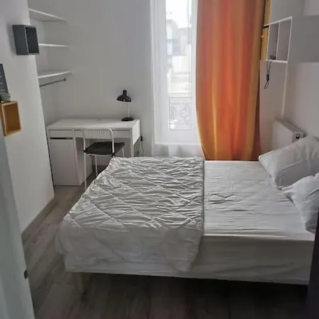 Holiday home Agreable Maison De *