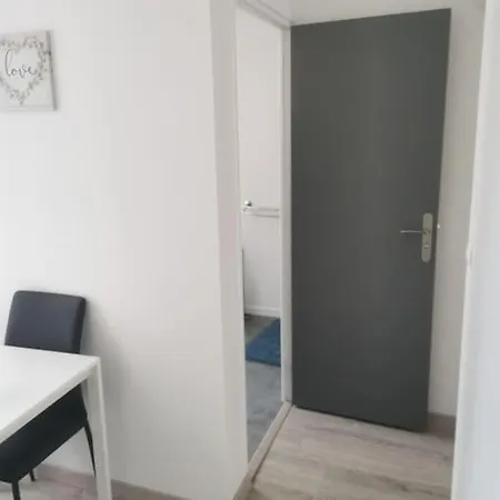 Agreable Maison De Holiday home Le Havre